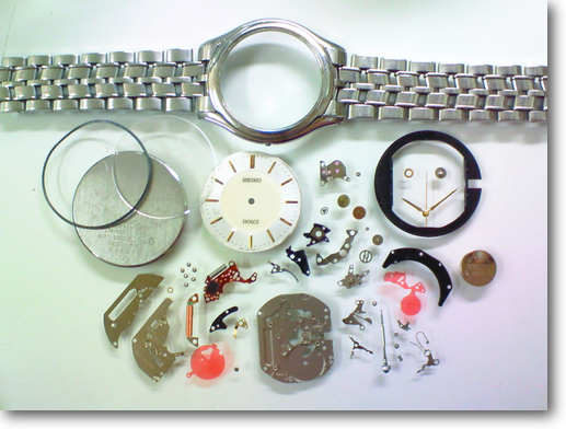 クォーツ式腕時計修理---セイコードルチェ8J41Aクォーツ腕時計 分解掃除(オーバーホール)【times-machine.com】《 時計修理 》【三田時計メガネ店@栃木県大田原市前田】